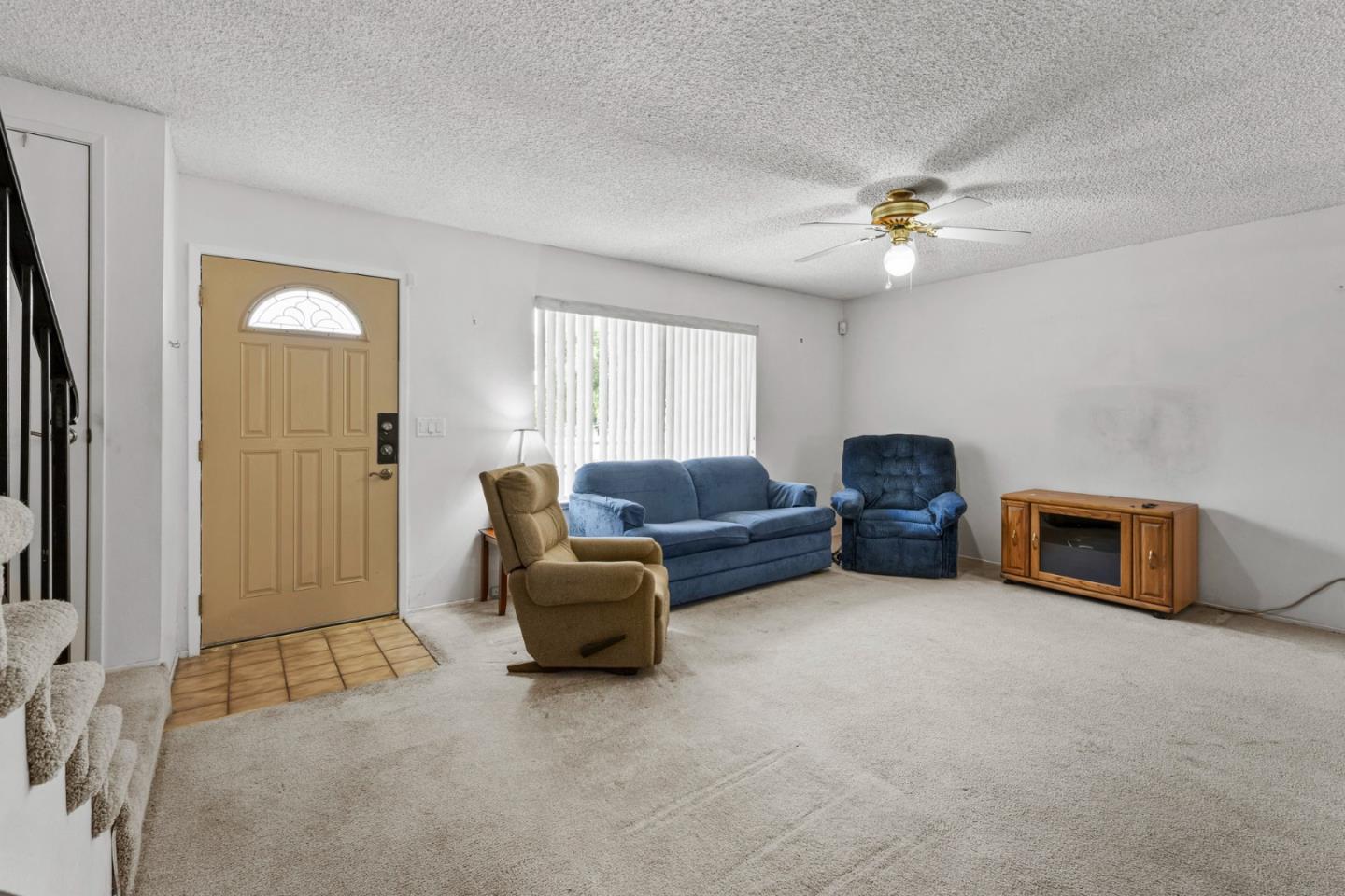 Detail Gallery Image 3 of 27 For 2324 Toiyabe Way, San Jose,  CA 95133 - 4 Beds | 2/1 Baths
