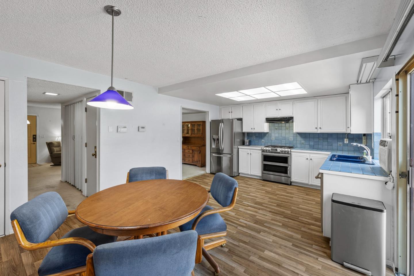 Detail Gallery Image 5 of 27 For 2324 Toiyabe Way, San Jose,  CA 95133 - 4 Beds | 2/1 Baths