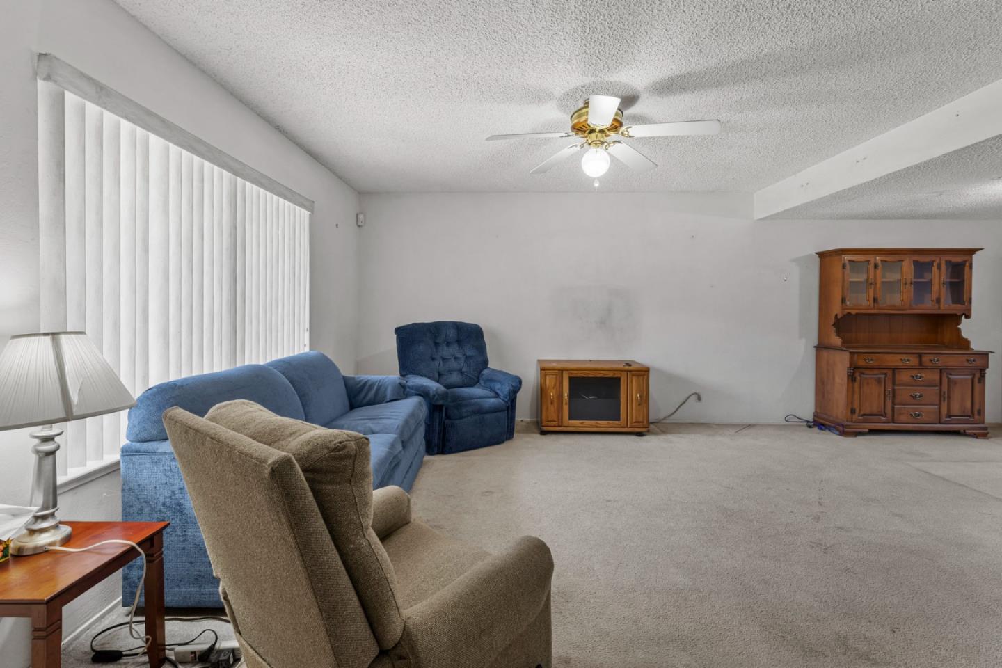Detail Gallery Image 6 of 27 For 2324 Toiyabe Way, San Jose,  CA 95133 - 4 Beds | 2/1 Baths