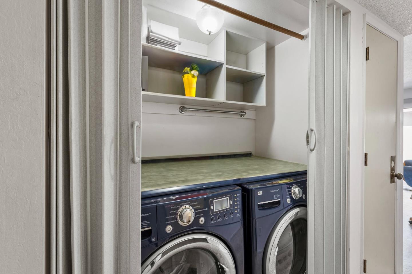 Detail Gallery Image 9 of 27 For 2324 Toiyabe Way, San Jose,  CA 95133 - 4 Beds | 2/1 Baths
