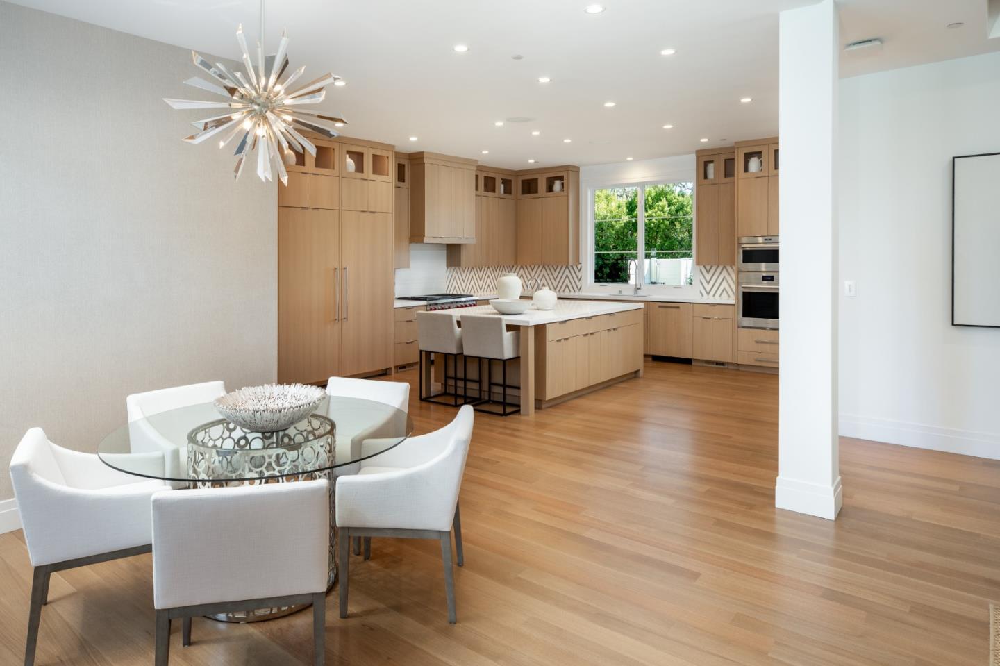 Detail Gallery Image 10 of 65 For 30 Adam Way, Atherton,  CA 94027 - 6 Beds | 6/2 Baths