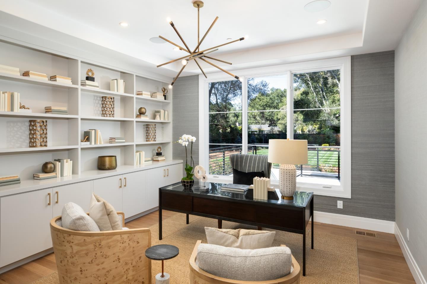 Detail Gallery Image 16 of 65 For 30 Adam Way, Atherton,  CA 94027 - 6 Beds | 6/2 Baths