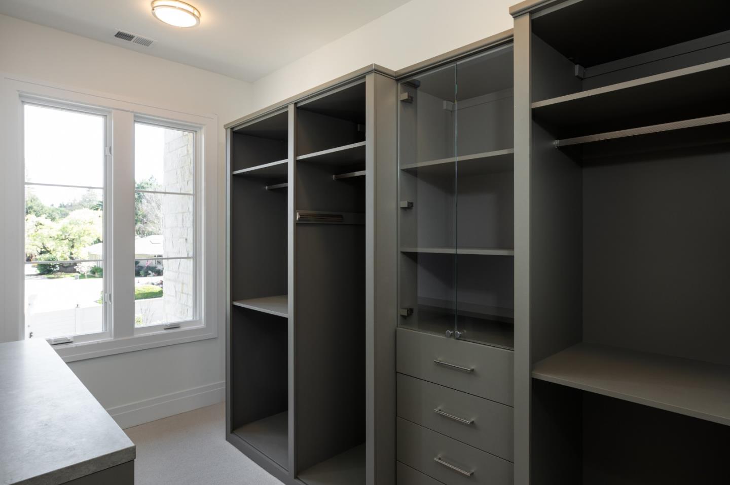 Detail Gallery Image 27 of 65 For 30 Adam Way, Atherton,  CA 94027 - 6 Beds | 6/2 Baths