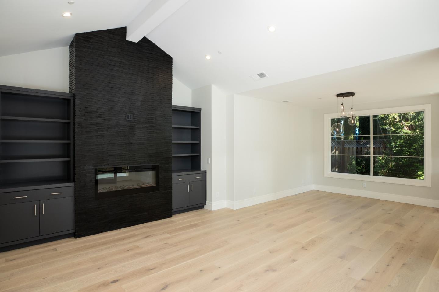 Detail Gallery Image 49 of 65 For 30 Adam Way, Atherton,  CA 94027 - 6 Beds | 6/2 Baths