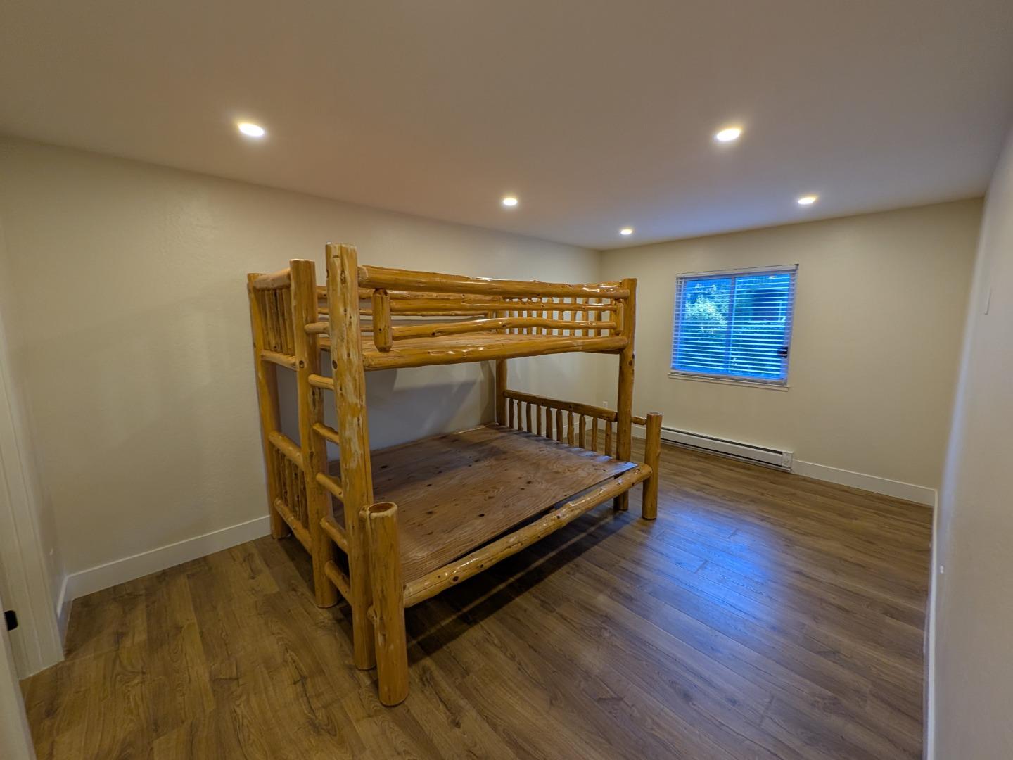 Detail Gallery Image 6 of 21 For 413 Piccadilly Pl #13,  San Bruno,  CA 94066 - 2 Beds | 1 Baths