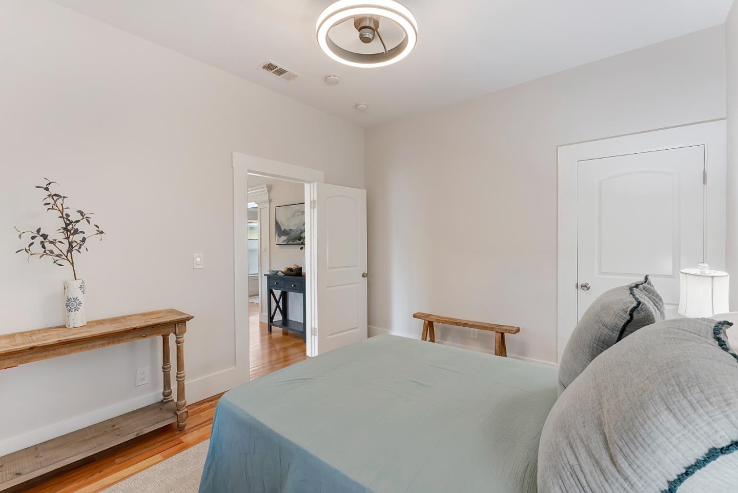 Detail Gallery Image 14 of 43 For 680 S 12th St, San Jose,  CA 95112 - 3 Beds | 2 Baths