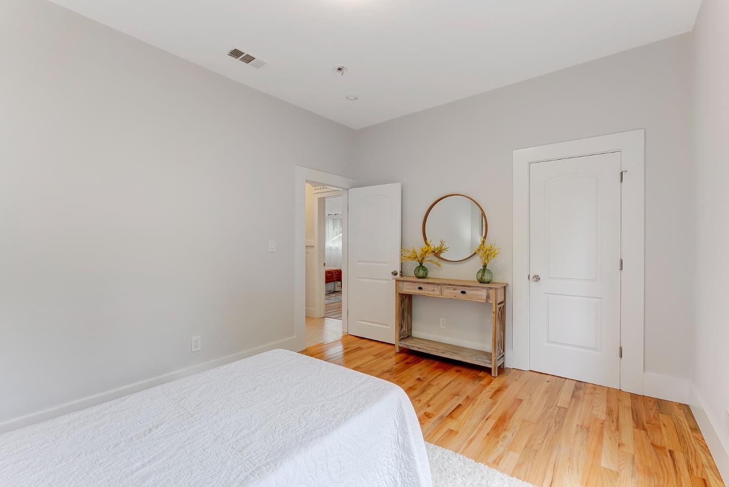 Detail Gallery Image 16 of 43 For 680 S 12th St, San Jose,  CA 95112 - 3 Beds | 2 Baths