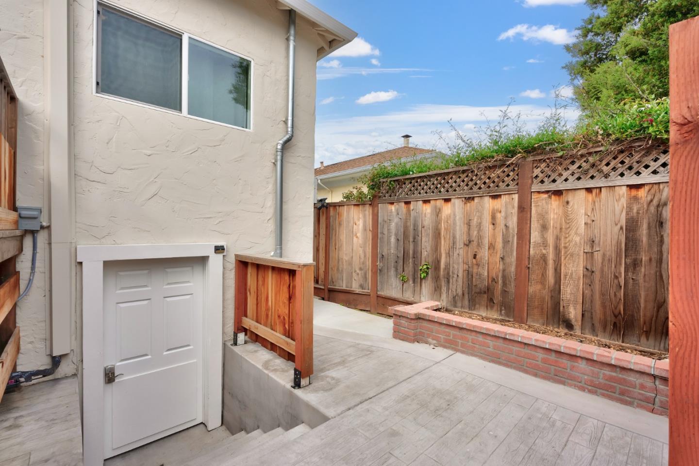 Detail Gallery Image 28 of 43 For 680 S 12th St, San Jose,  CA 95112 - 3 Beds | 2 Baths