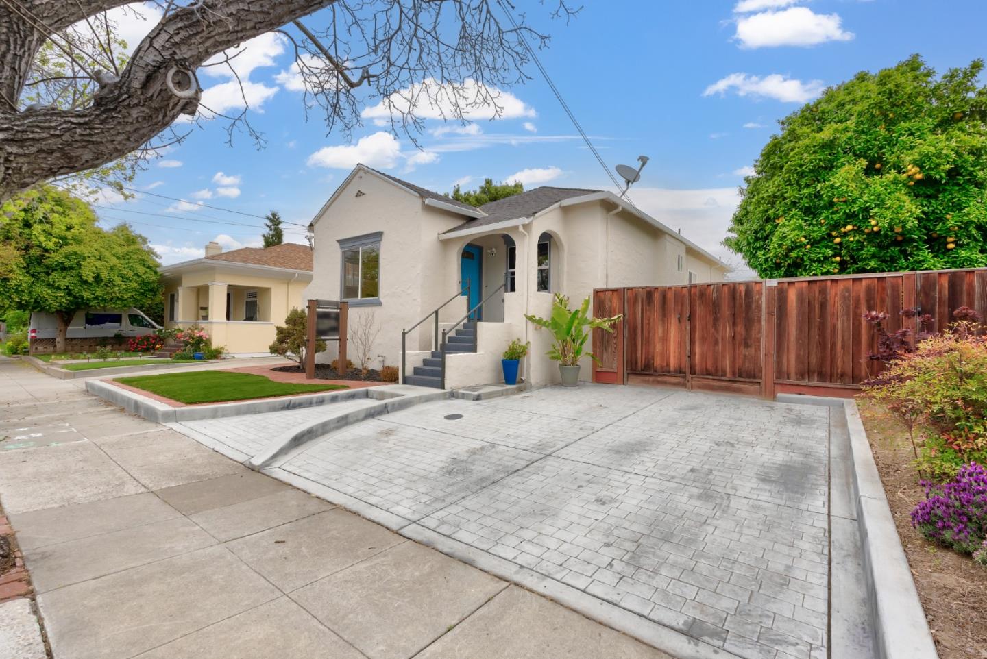 Detail Gallery Image 5 of 43 For 680 S 12th St, San Jose,  CA 95112 - 3 Beds | 2 Baths