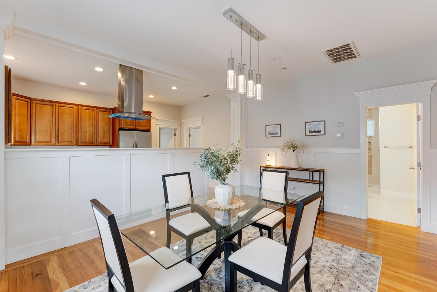 Detail Gallery Image 7 of 43 For 680 S 12th St, San Jose,  CA 95112 - 3 Beds | 2 Baths