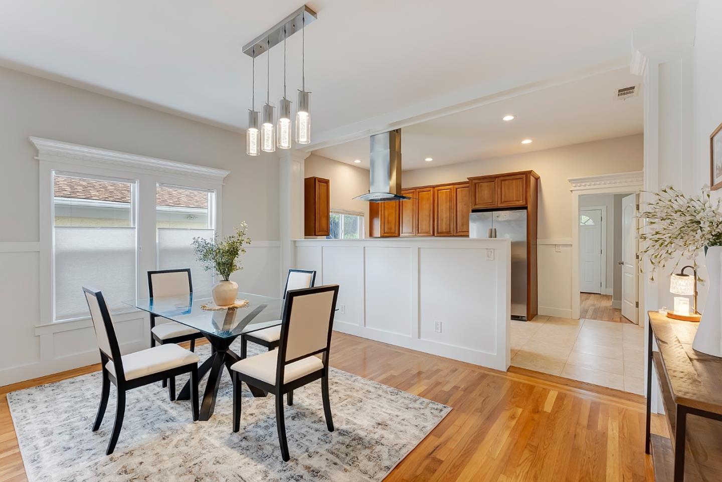 Detail Gallery Image 8 of 43 For 680 S 12th St, San Jose,  CA 95112 - 3 Beds | 2 Baths
