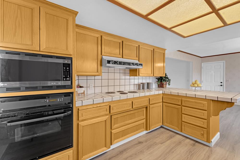 Detail Gallery Image 15 of 51 For 281 Donald Dr, Hollister,  CA 95023 - 3 Beds | 2 Baths