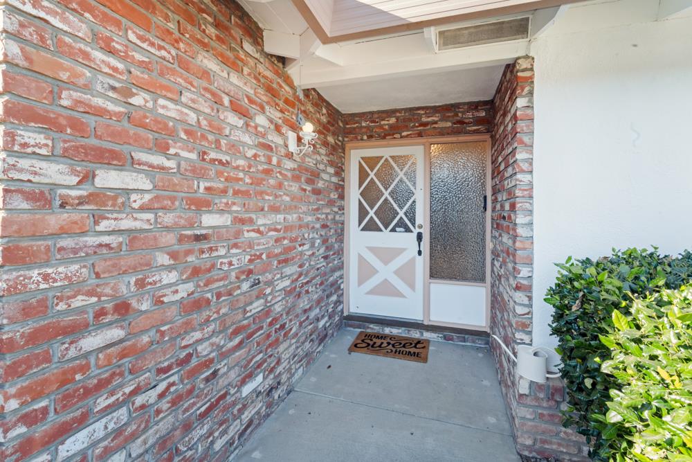 Detail Gallery Image 6 of 51 For 281 Donald Dr, Hollister,  CA 95023 - 3 Beds | 2 Baths