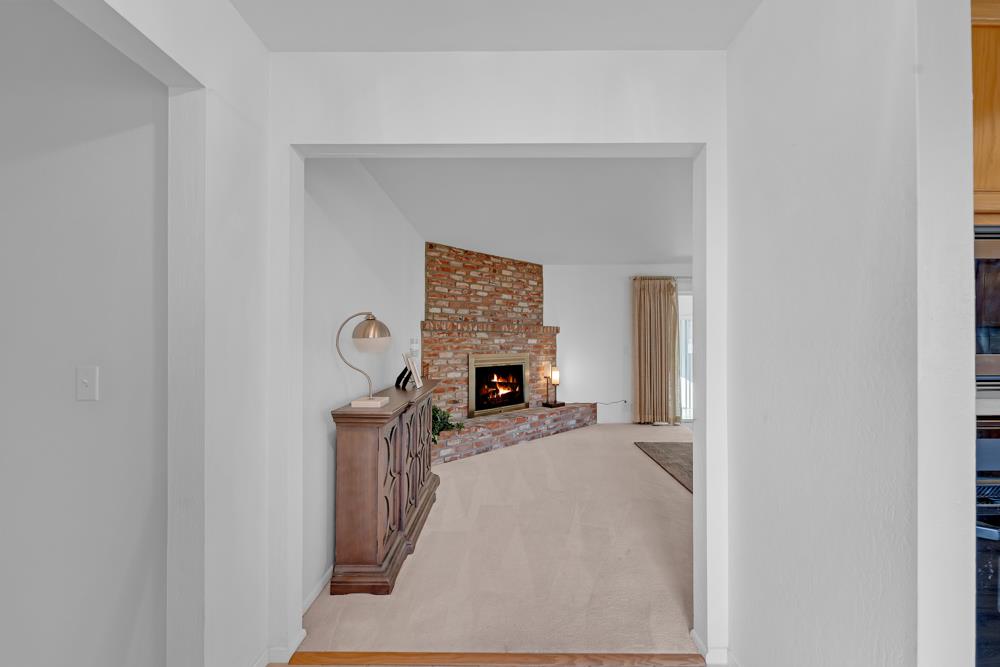 Detail Gallery Image 8 of 51 For 281 Donald Dr, Hollister,  CA 95023 - 3 Beds | 2 Baths