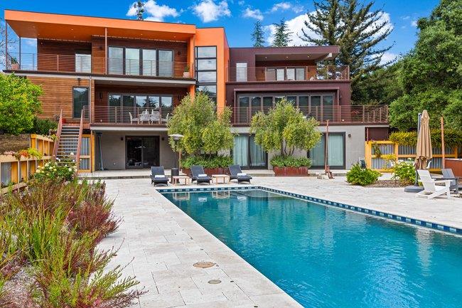 Detail Gallery Image 6 of 114 For 14835 Baranga Ln, Saratoga,  CA 95070 - 7 Beds | 6/2 Baths
