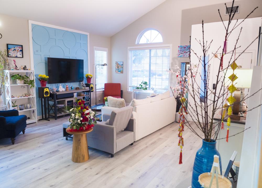 Detail Gallery Image 2 of 25 For 721 Hillock Dr, Hollister,  CA 95023 - 4 Beds | 2/1 Baths