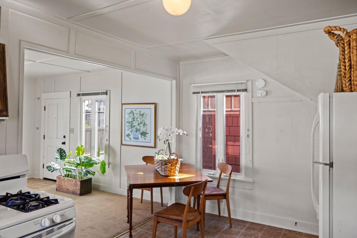 Detail Gallery Image 28 of 44 For 687 & 689 Mermaid Ave, Pacific Grove,  CA 93950 - 2 Beds | 1 Baths