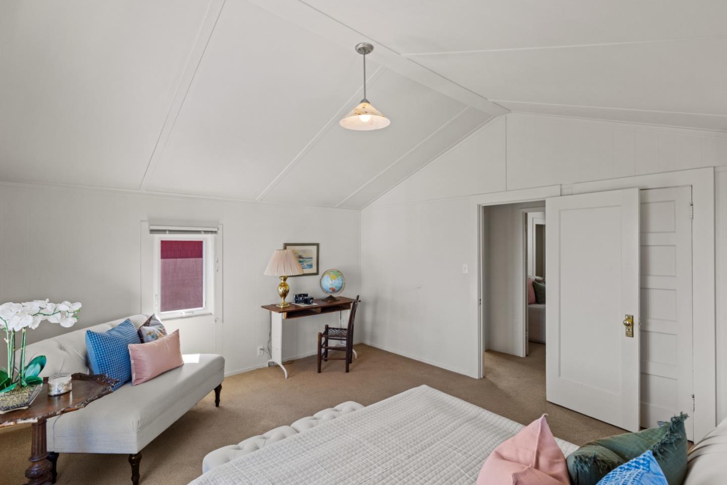 Detail Gallery Image 37 of 44 For 687 & 689 Mermaid Ave, Pacific Grove,  CA 93950 - 2 Beds | 1 Baths