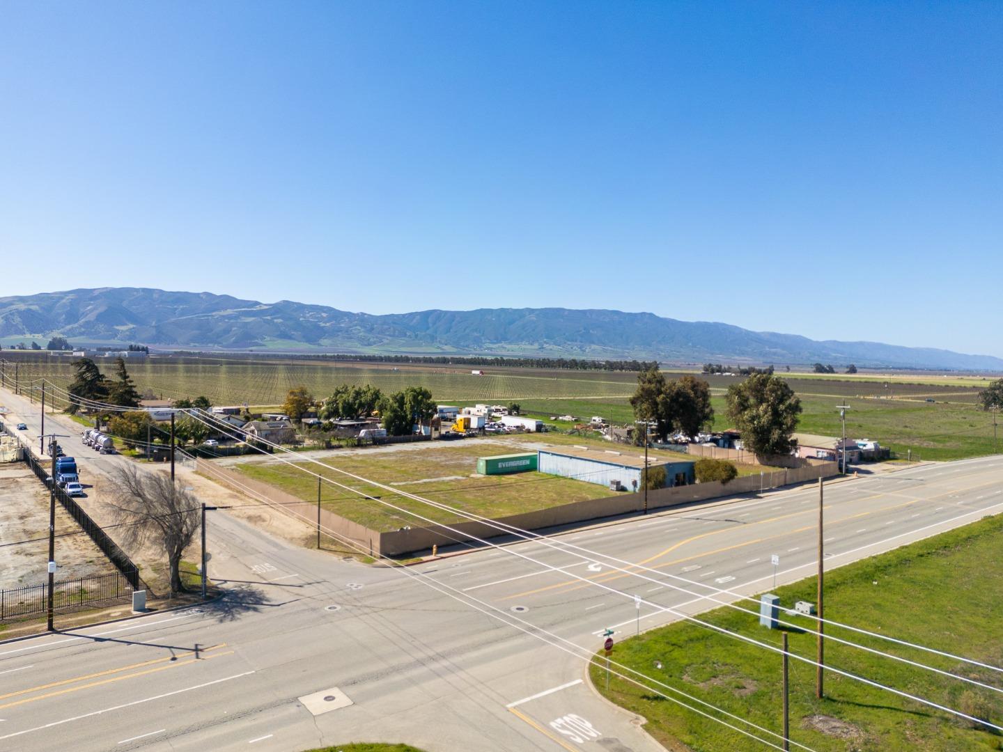 Detail Gallery Image 2 of 37 For 701 El Camino Real, Greenfield,  CA 93927 - – Beds | – Baths