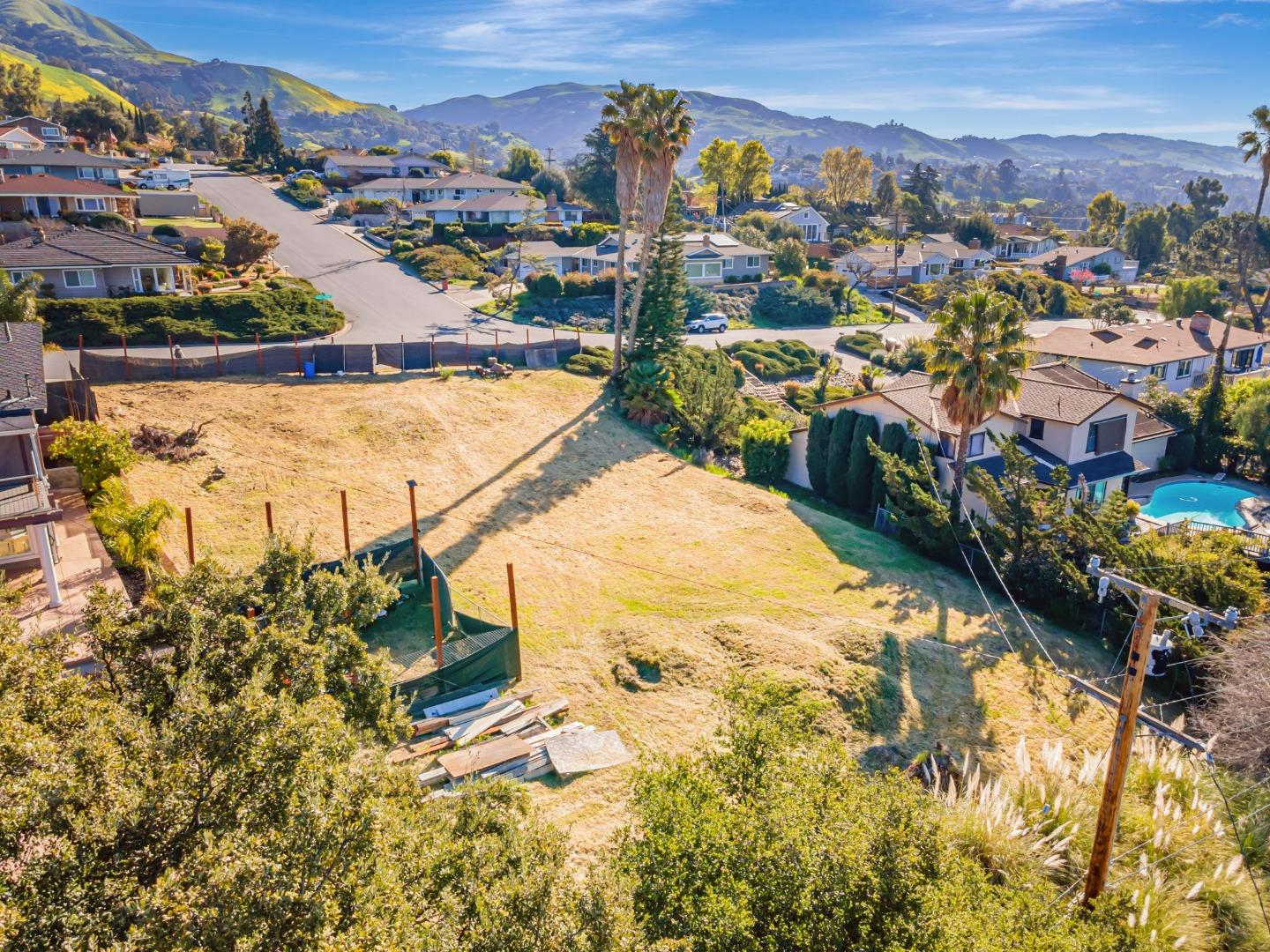 Detail Gallery Image 5 of 12 For 1073 Vista Del Mar, San Jose,  CA 95132 - – Beds | – Baths