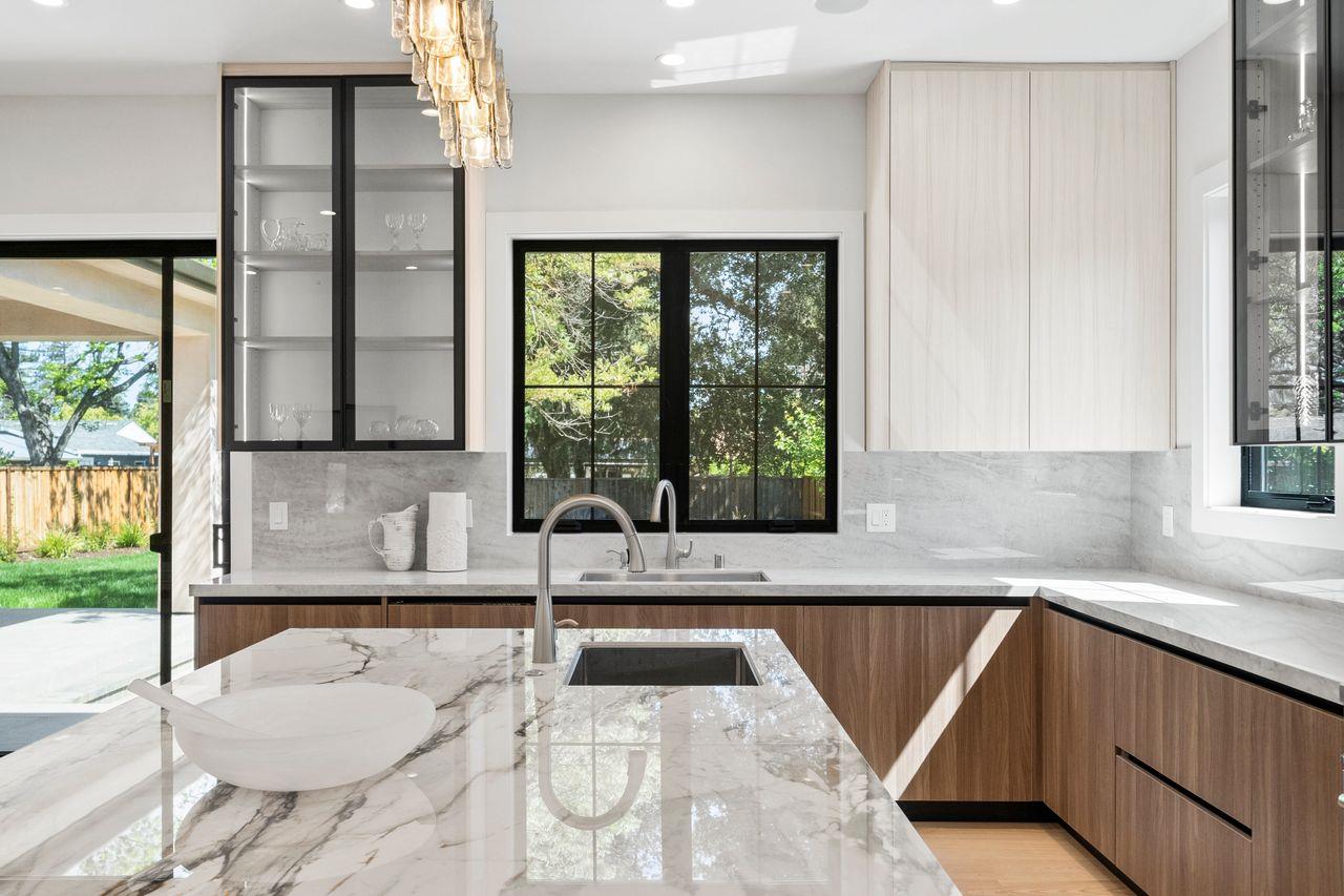 Detail Gallery Image 10 of 43 For 615 Chapman Dr, Campbell,  CA 95008 - 5 Beds | 5/1 Baths