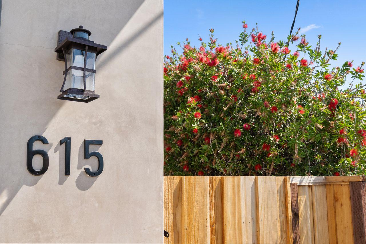 Detail Gallery Image 2 of 43 For 615 Chapman Dr, Campbell,  CA 95008 - 5 Beds | 5/1 Baths