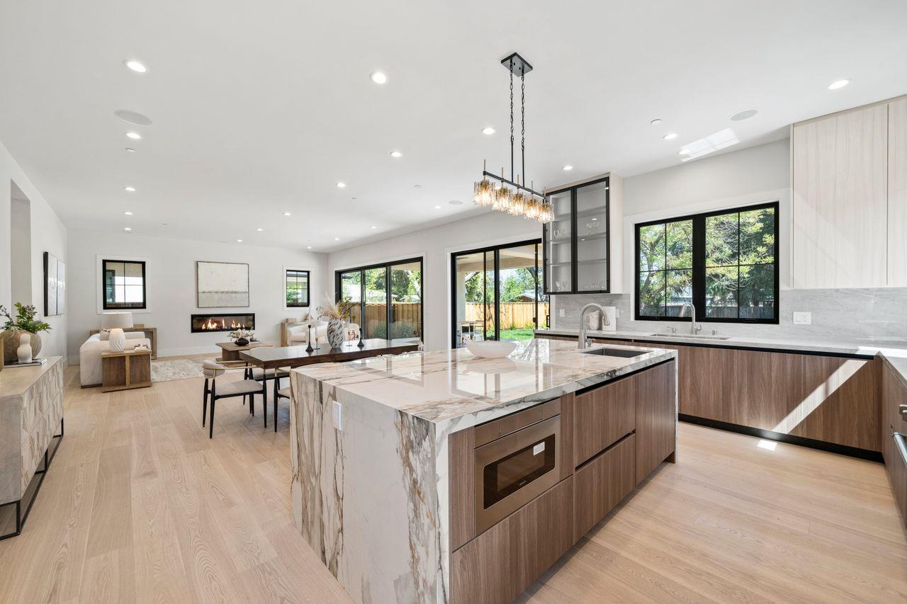 Detail Gallery Image 9 of 43 For 615 Chapman Dr, Campbell,  CA 95008 - 5 Beds | 5/1 Baths