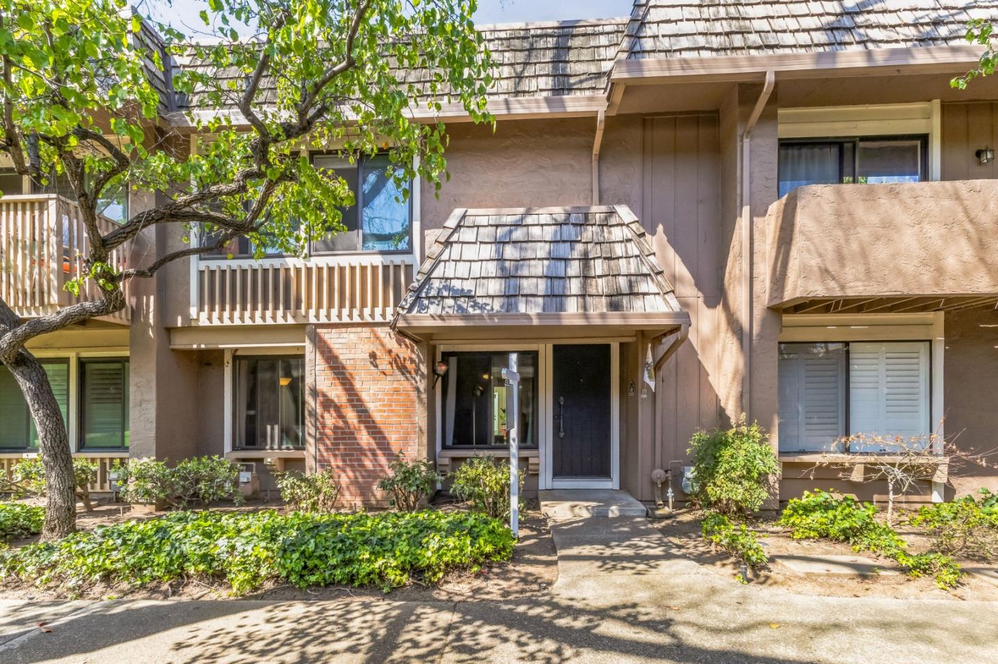 Detail Gallery Image 2 of 30 For 4636 Columbia River Ct, San Jose,  CA 95136 - 3 Beds | 2/1 Baths