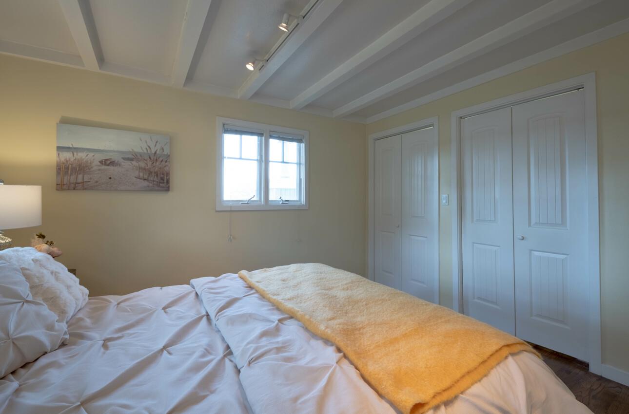 Detail Gallery Image 15 of 28 For 1205 Shafter Ave, Pacific Grove,  CA 93950 - 2 Beds | 1/1 Baths