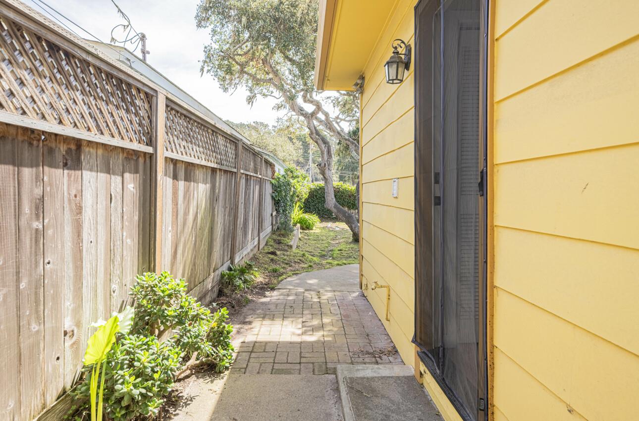 Detail Gallery Image 21 of 28 For 1205 Shafter Ave, Pacific Grove,  CA 93950 - 2 Beds | 1/1 Baths