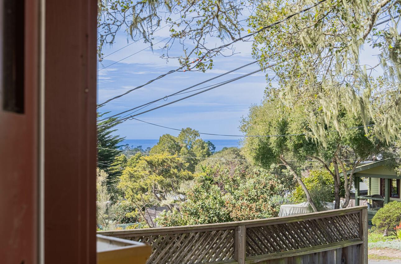 Detail Gallery Image 22 of 28 For 1205 Shafter Ave, Pacific Grove,  CA 93950 - 2 Beds | 1/1 Baths