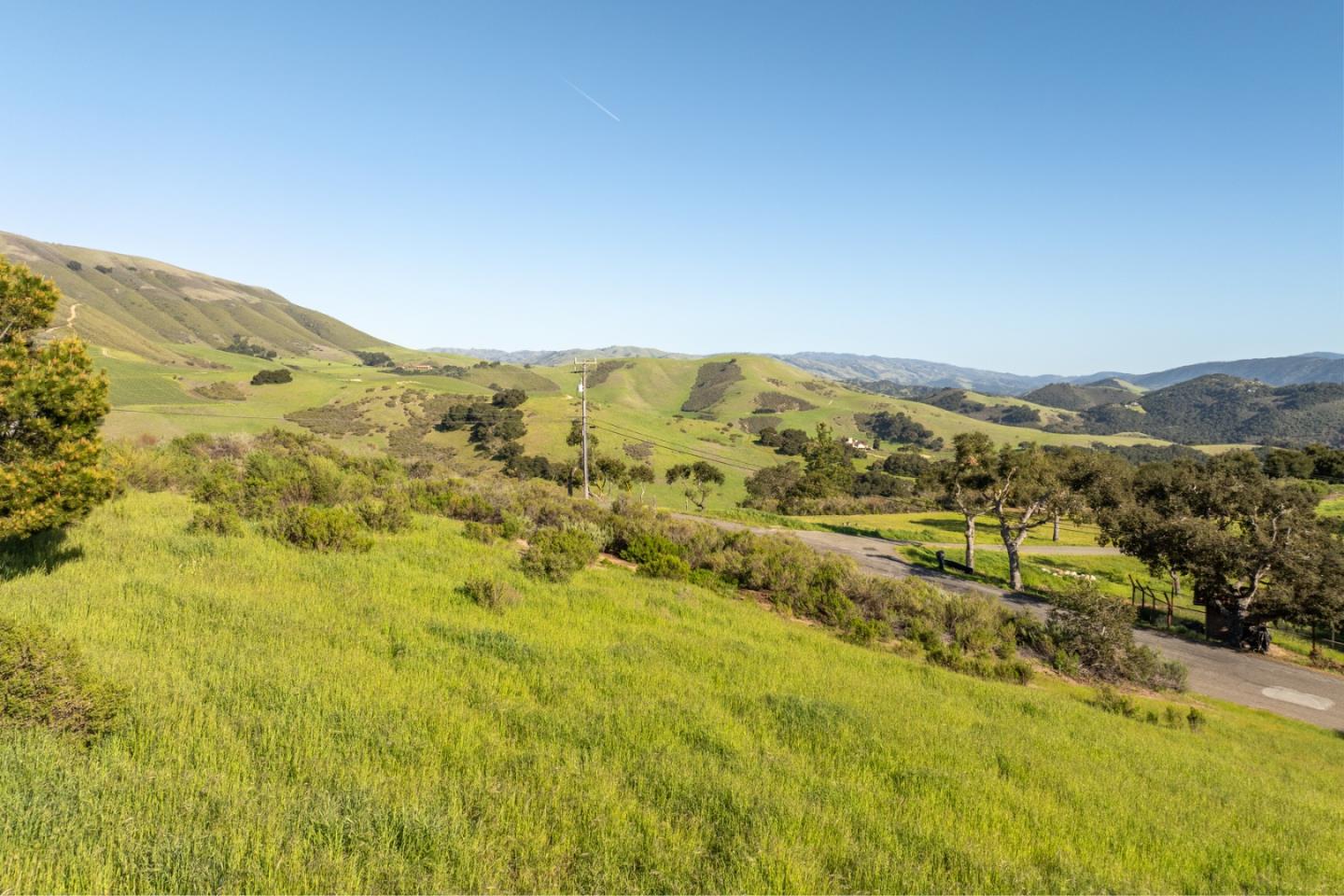 Detail Gallery Image 8 of 19 For 344 El Caminito Rd, Carmel Valley,  CA 93924 - – Beds | – Baths