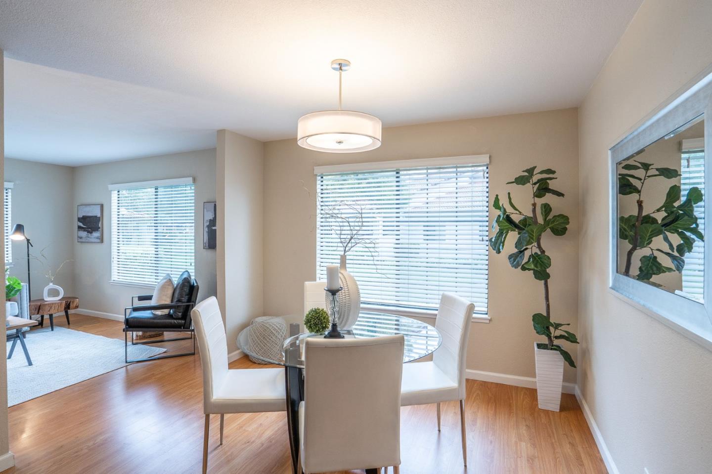 Detail Gallery Image 10 of 30 For 441 Colony Knoll Dr, San Jose,  CA 95123 - 2 Beds | 2/1 Baths