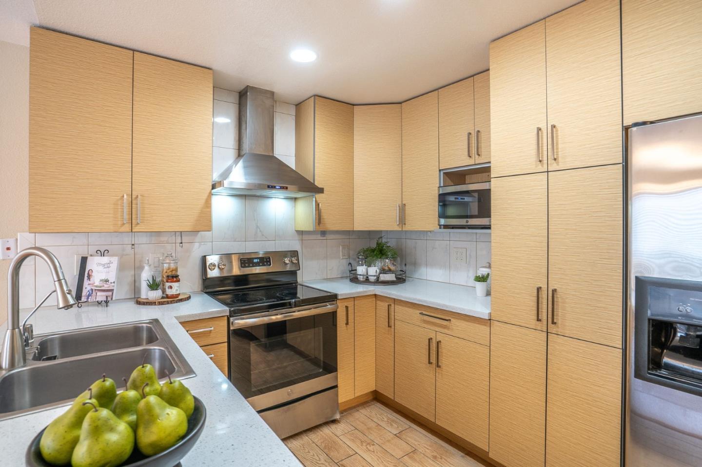 Detail Gallery Image 12 of 30 For 441 Colony Knoll Dr, San Jose,  CA 95123 - 2 Beds | 2/1 Baths