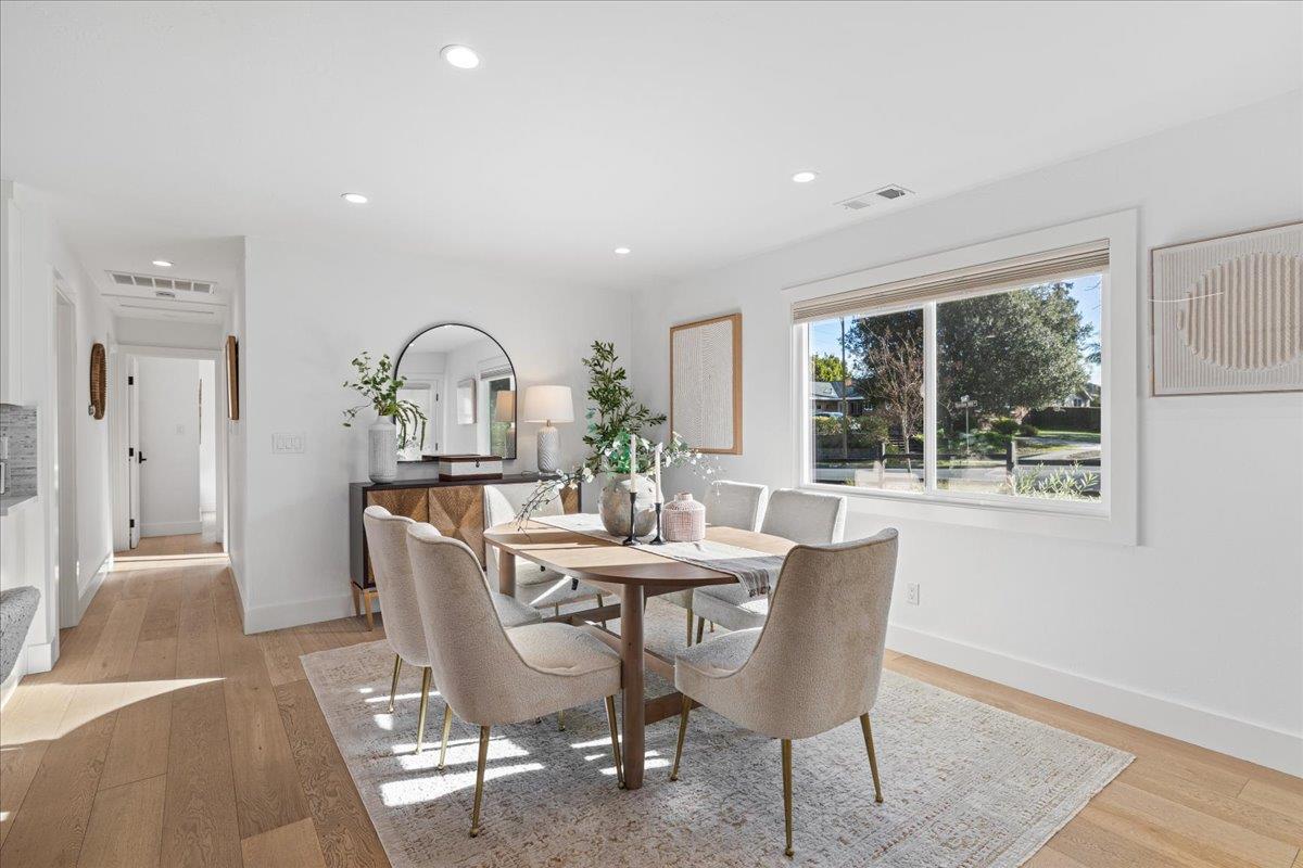 Detail Gallery Image 16 of 40 For 240 Garden Hill Dr, Los Gatos,  CA 95032 - 4 Beds | 2 Baths