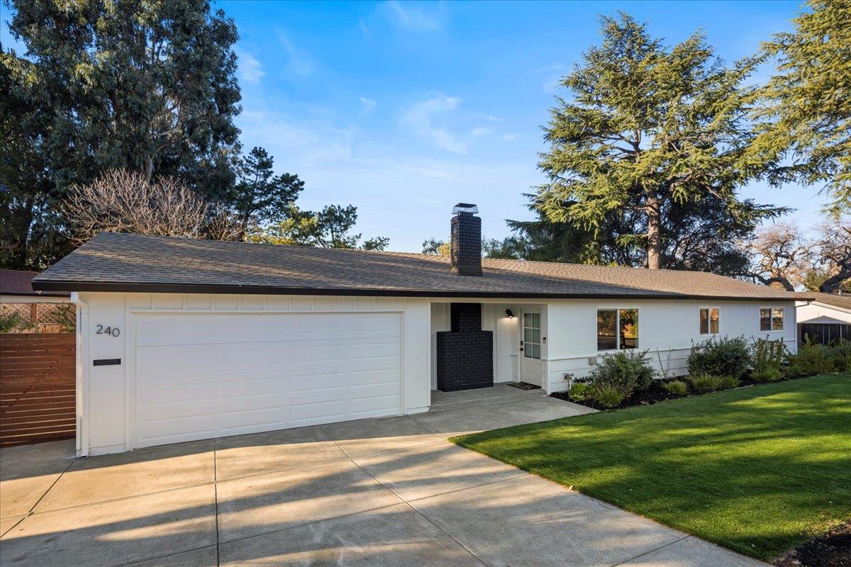 Detail Gallery Image 3 of 40 For 240 Garden Hill Dr, Los Gatos,  CA 95032 - 4 Beds | 2 Baths