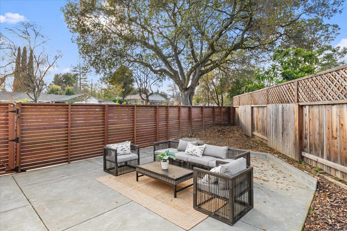 Detail Gallery Image 33 of 40 For 240 Garden Hill Dr, Los Gatos,  CA 95032 - 4 Beds | 2 Baths