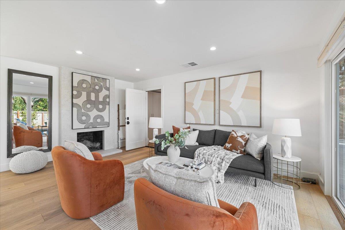 Detail Gallery Image 6 of 40 For 240 Garden Hill Dr, Los Gatos,  CA 95032 - 4 Beds | 2 Baths