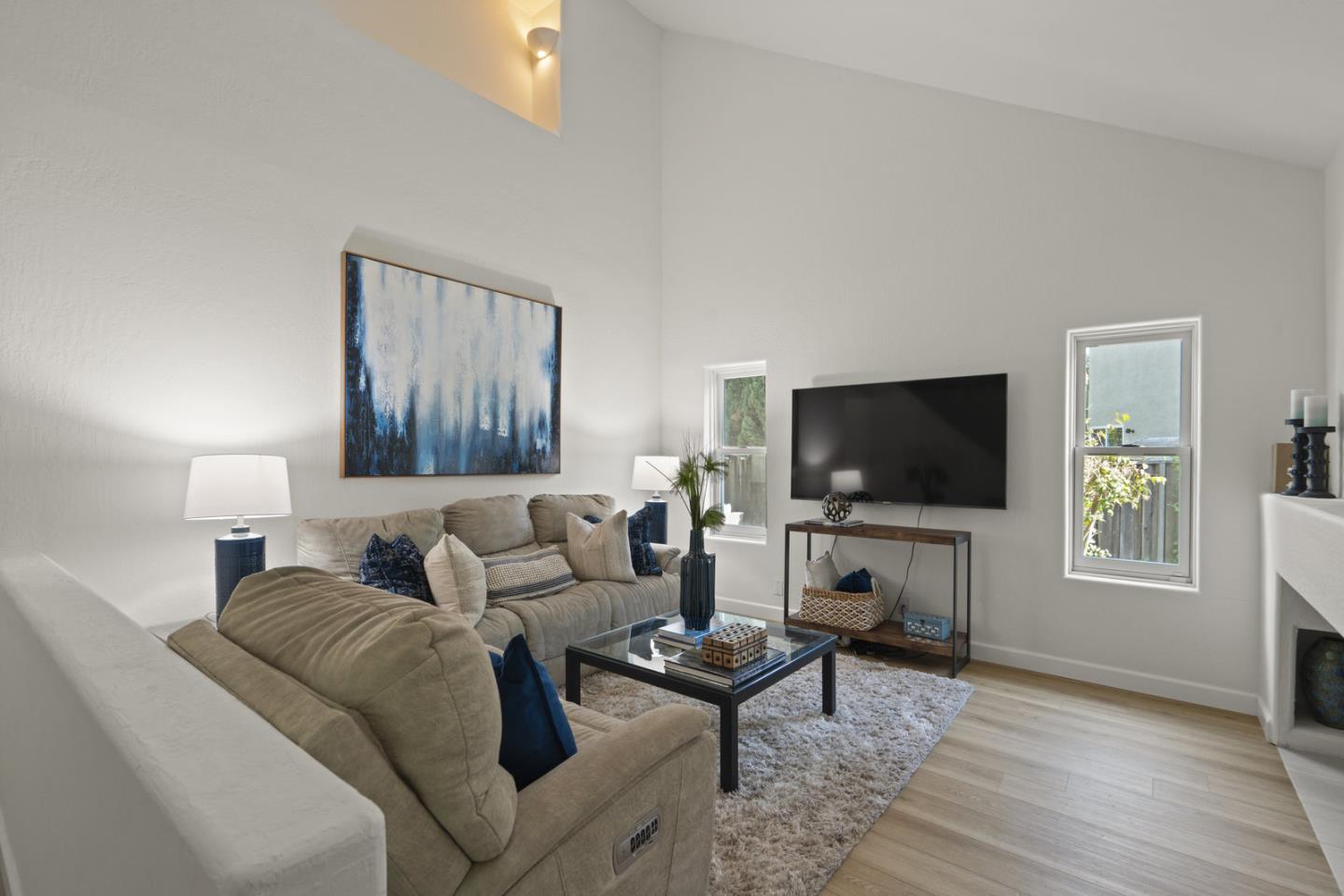 Detail Gallery Image 2 of 40 For 4242 Avon Ct, San Jose,  CA 95136 - 5 Beds | 3 Baths