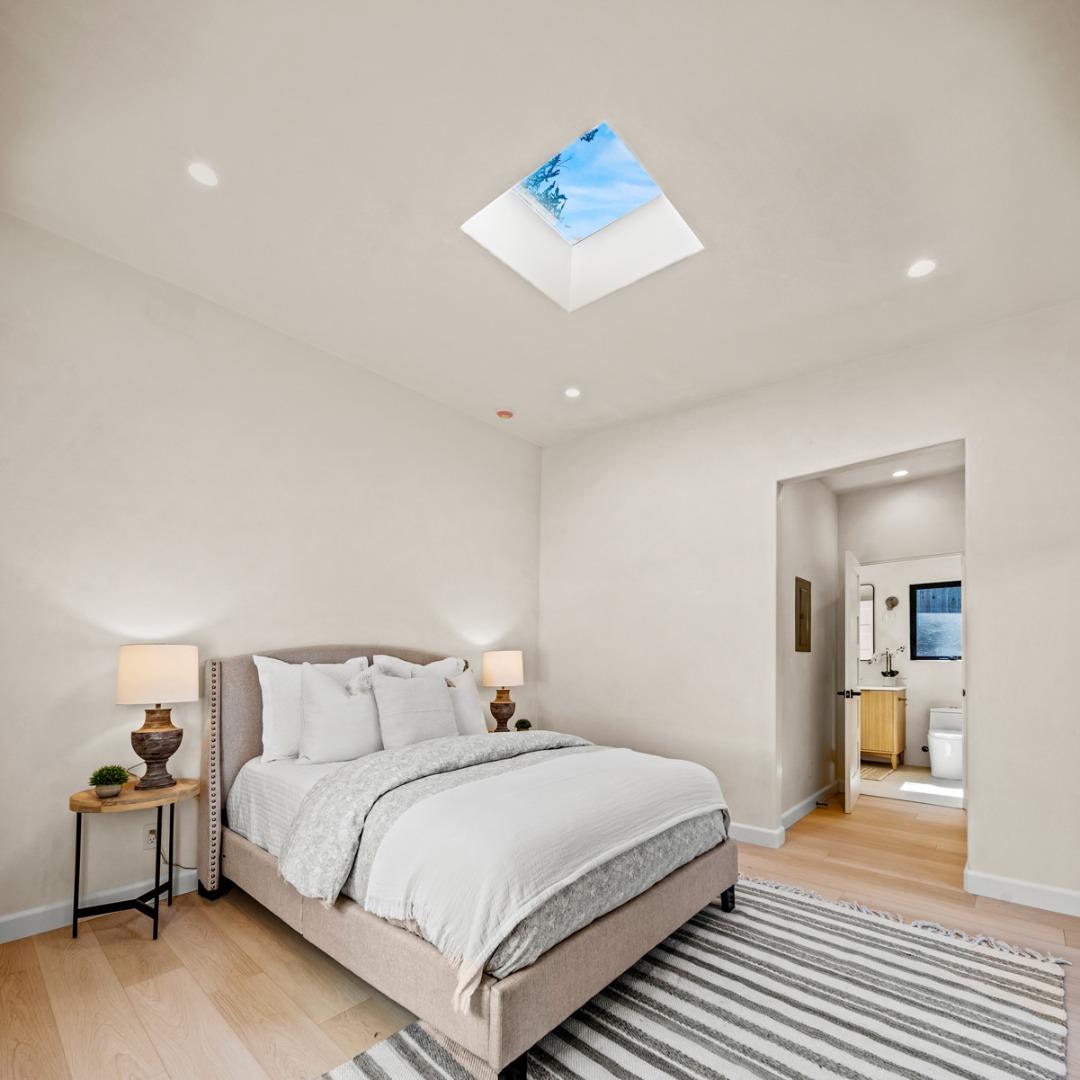 Detail Gallery Image 12 of 19 For 4158 El Bosque Dr, Pebble Beach,  CA 93953 - 3 Beds | 2/1 Baths