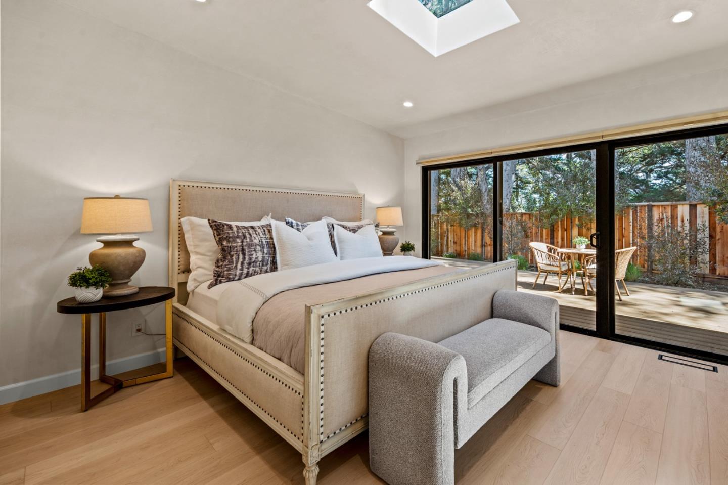 Detail Gallery Image 7 of 19 For 4158 El Bosque Dr, Pebble Beach,  CA 93953 - 3 Beds | 2/1 Baths