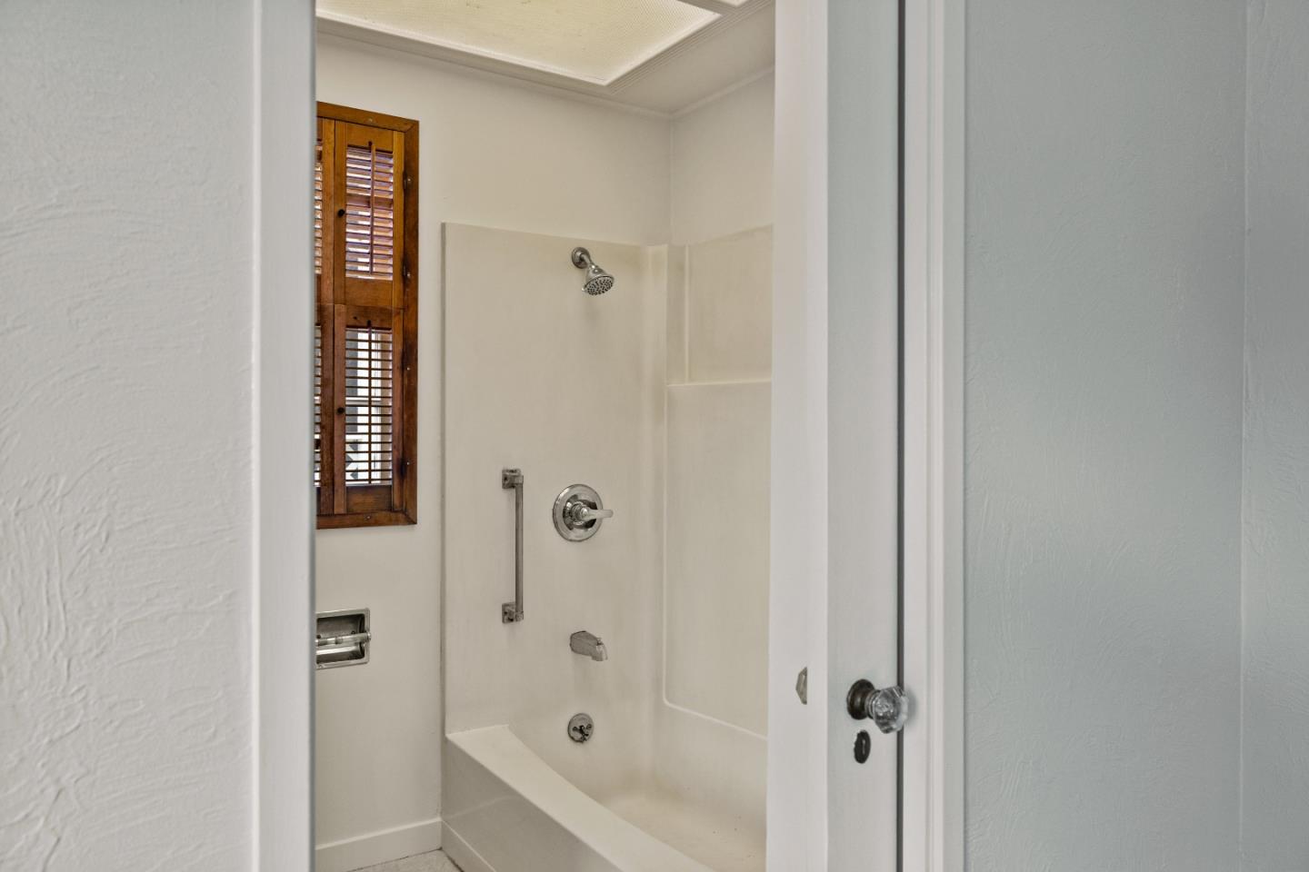 Detail Gallery Image 13 of 25 For 216 Park St, Pacific Grove,  CA 93950 - 1 Beds | 1 Baths