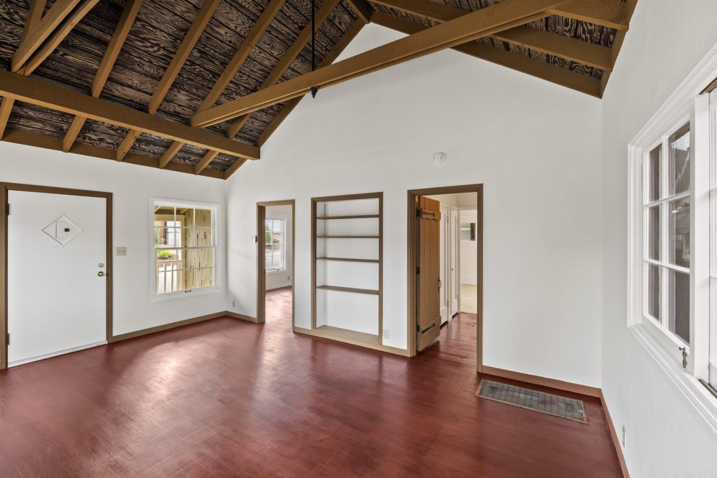 Detail Gallery Image 8 of 25 For 216 Park St, Pacific Grove,  CA 93950 - 1 Beds | 1 Baths