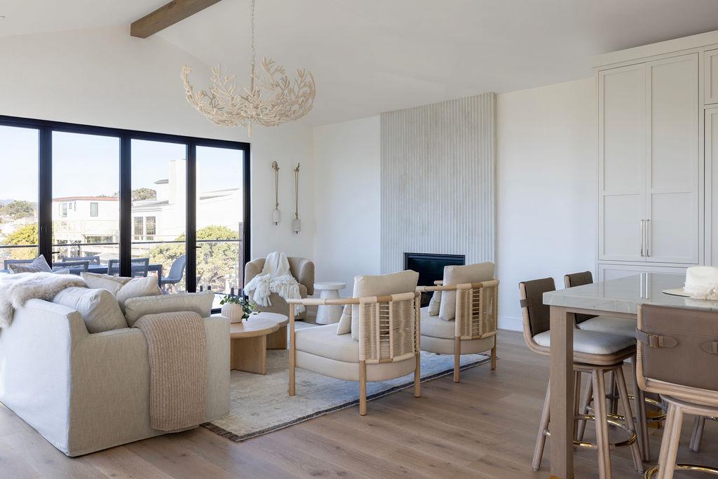 Detail Gallery Image 2 of 55 For 120 24th Ave, Santa Cruz,  CA 95062 - 4 Beds | 3/1 Baths