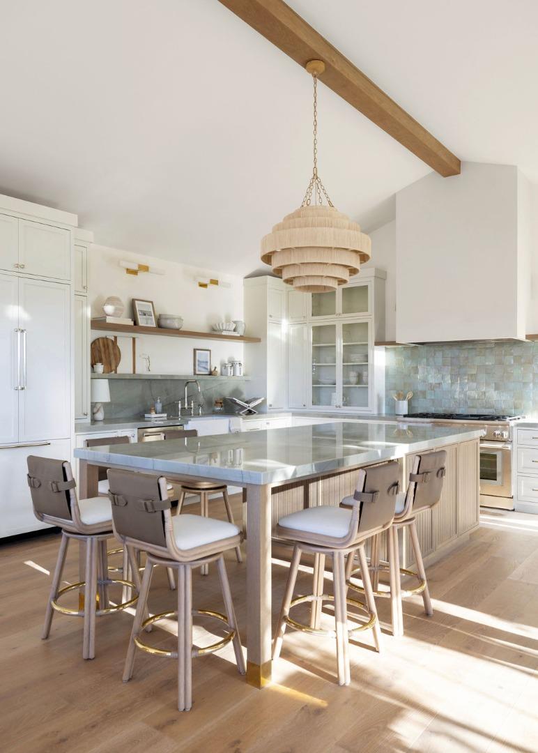 Detail Gallery Image 7 of 55 For 120 24th Ave, Santa Cruz,  CA 95062 - 4 Beds | 3/1 Baths