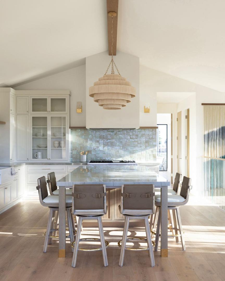 Detail Gallery Image 9 of 55 For 120 24th Ave, Santa Cruz,  CA 95062 - 4 Beds | 3/1 Baths