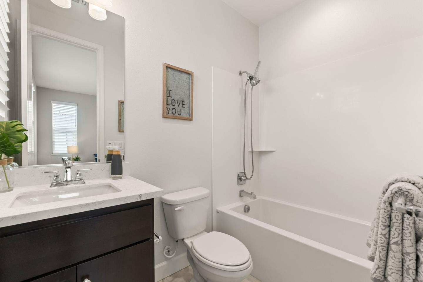 Detail Gallery Image 24 of 38 For 37532 Trestle Ter, Fremont,  CA 94536 - 3 Beds | 3/1 Baths