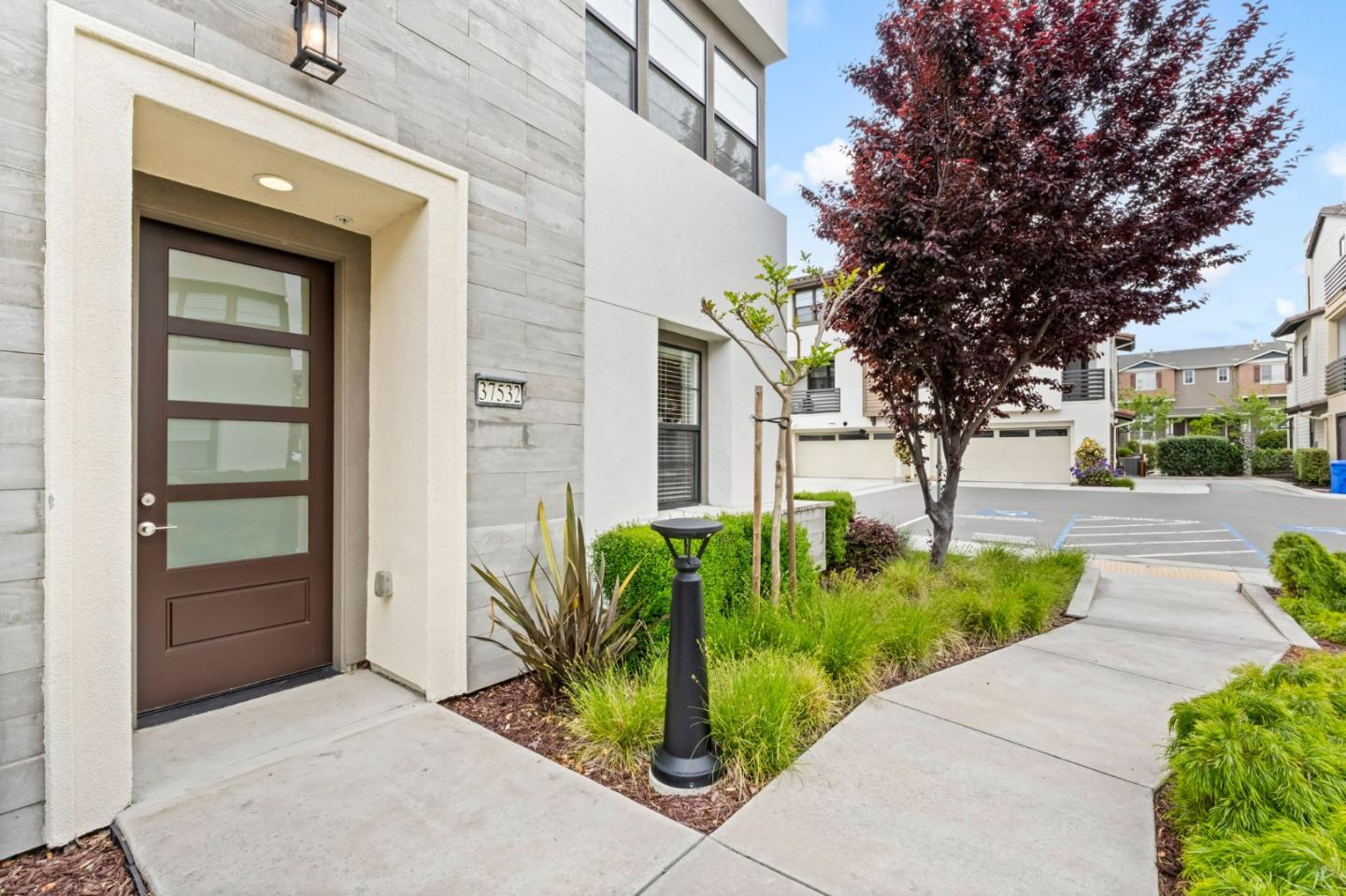 Detail Gallery Image 30 of 38 For 37532 Trestle Ter, Fremont,  CA 94536 - 3 Beds | 3/1 Baths