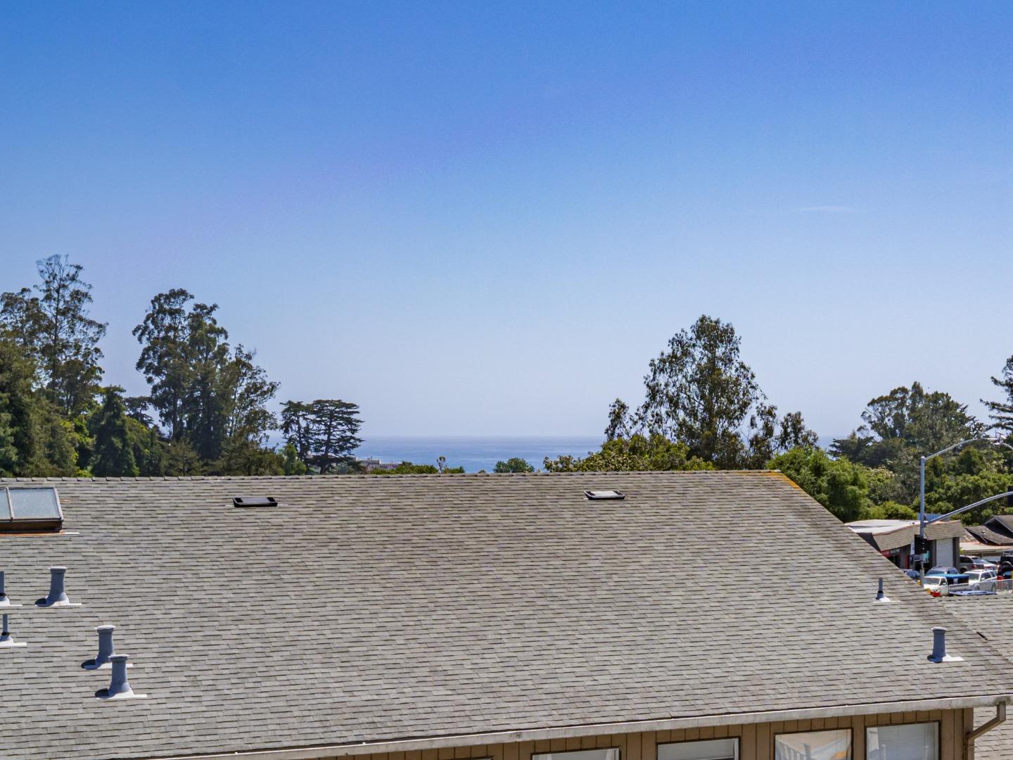 Detail Gallery Image 22 of 32 For 116 Aptos Village Way #4,  Aptos,  CA 95003 - 2 Beds | 2 Baths