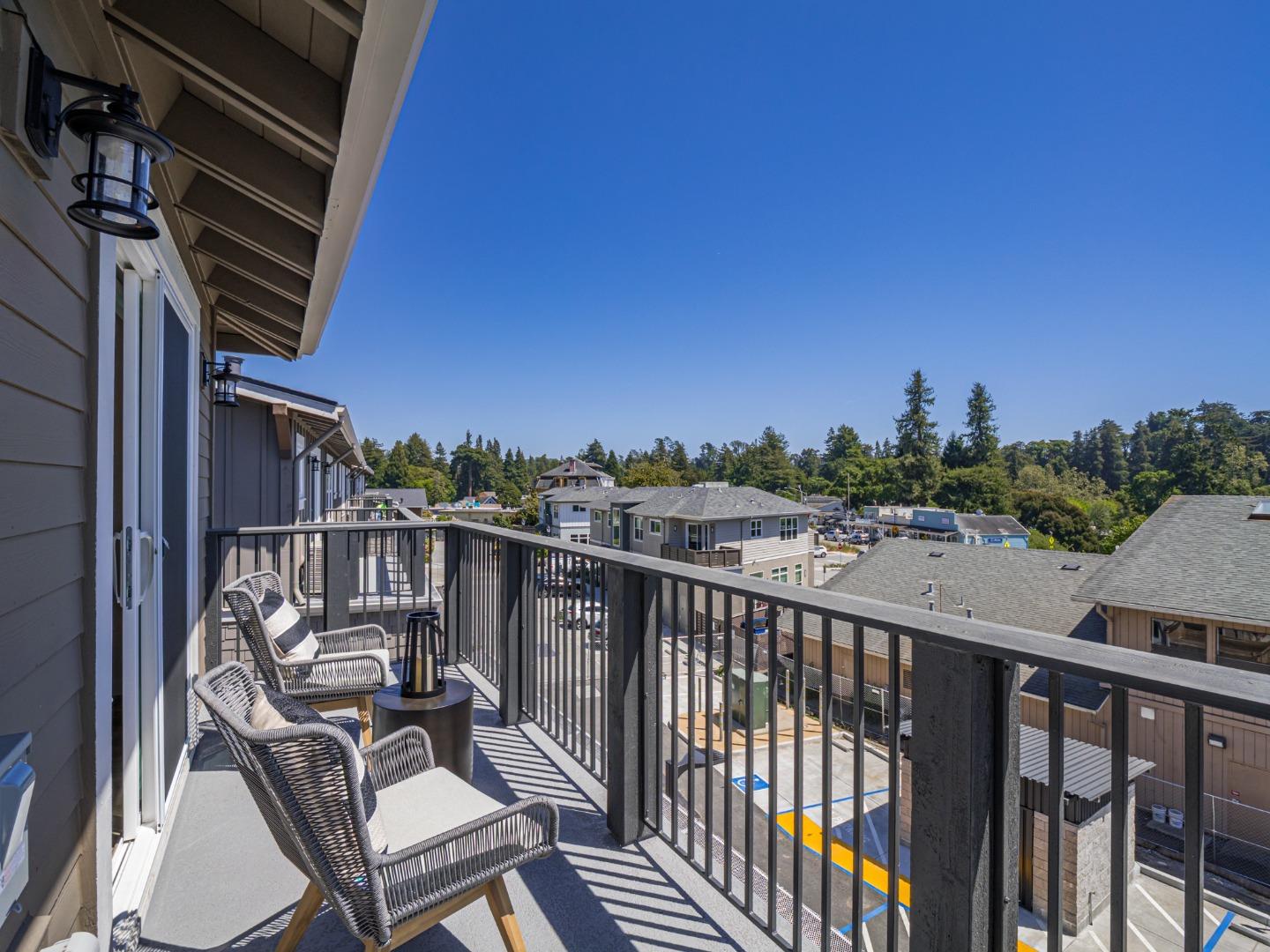 Detail Gallery Image 24 of 32 For 116 Aptos Village Way #4,  Aptos,  CA 95003 - 2 Beds | 2 Baths